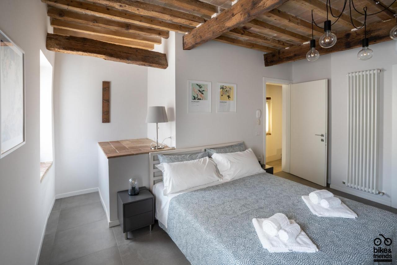 Bilocale Le Rondini Centralissimo Pesaro Exteriör bild
